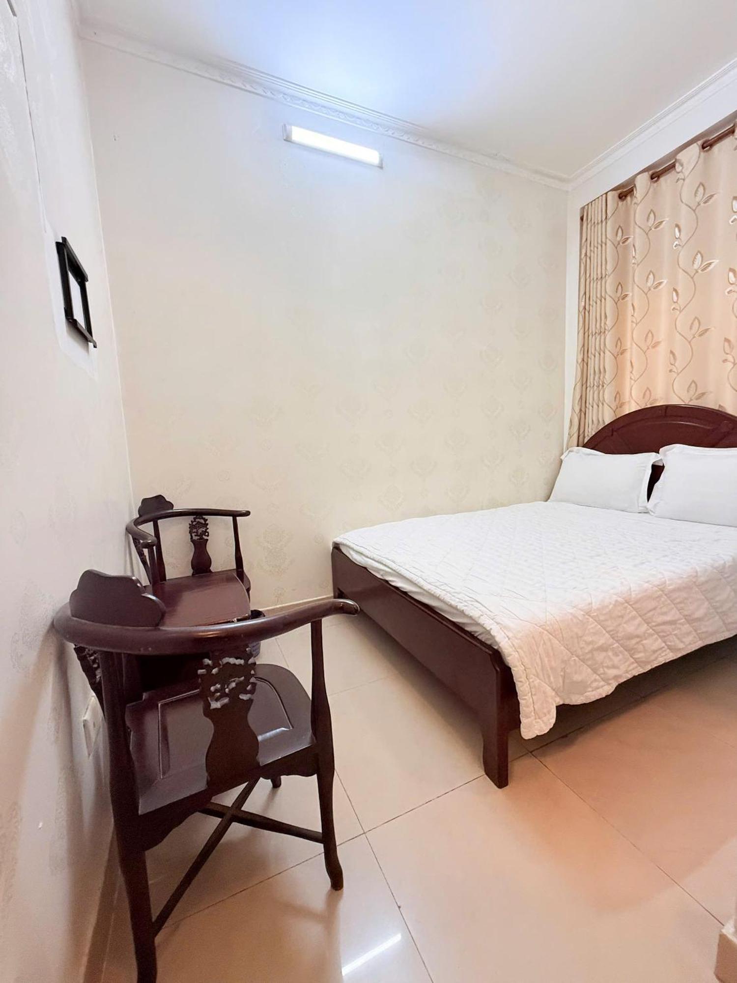 Khach San Hong Tam Hotel Ho Chi Minh City Exterior photo
