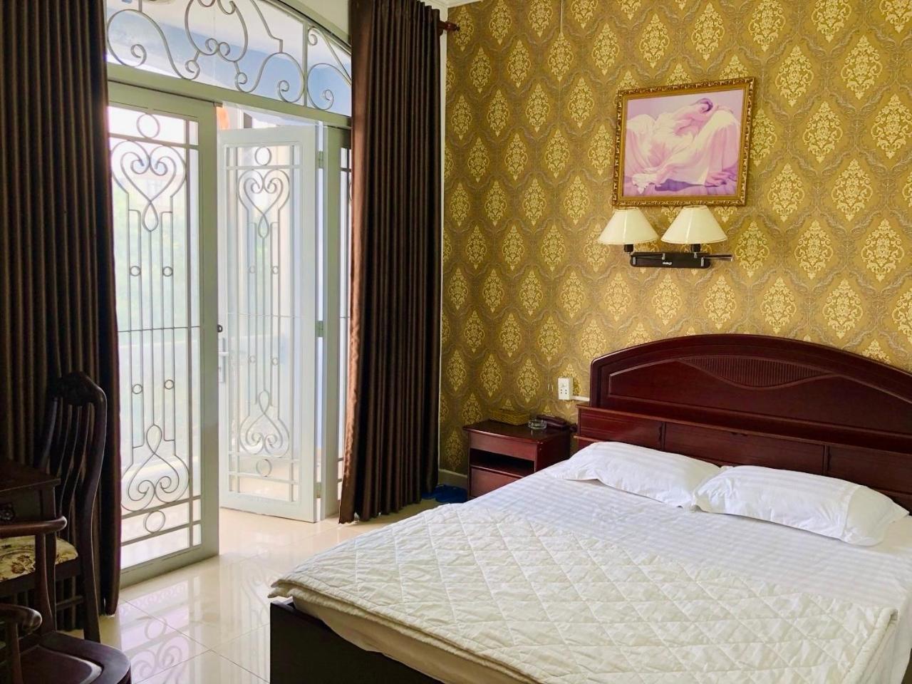 Khach San Hong Tam Hotel Ho Chi Minh City Exterior photo